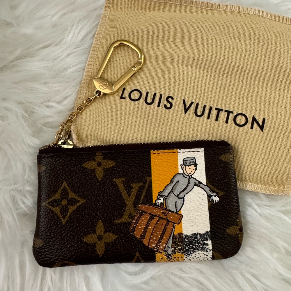 SOLD/LV bellboy key pouch